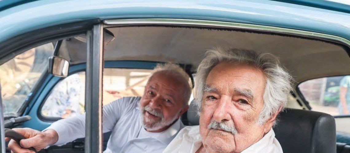JOSE MUJICA JOSE MUJICA